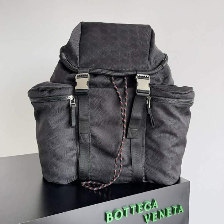 Picture of Bottega Veneta Handbags _SKUfw184064593fw